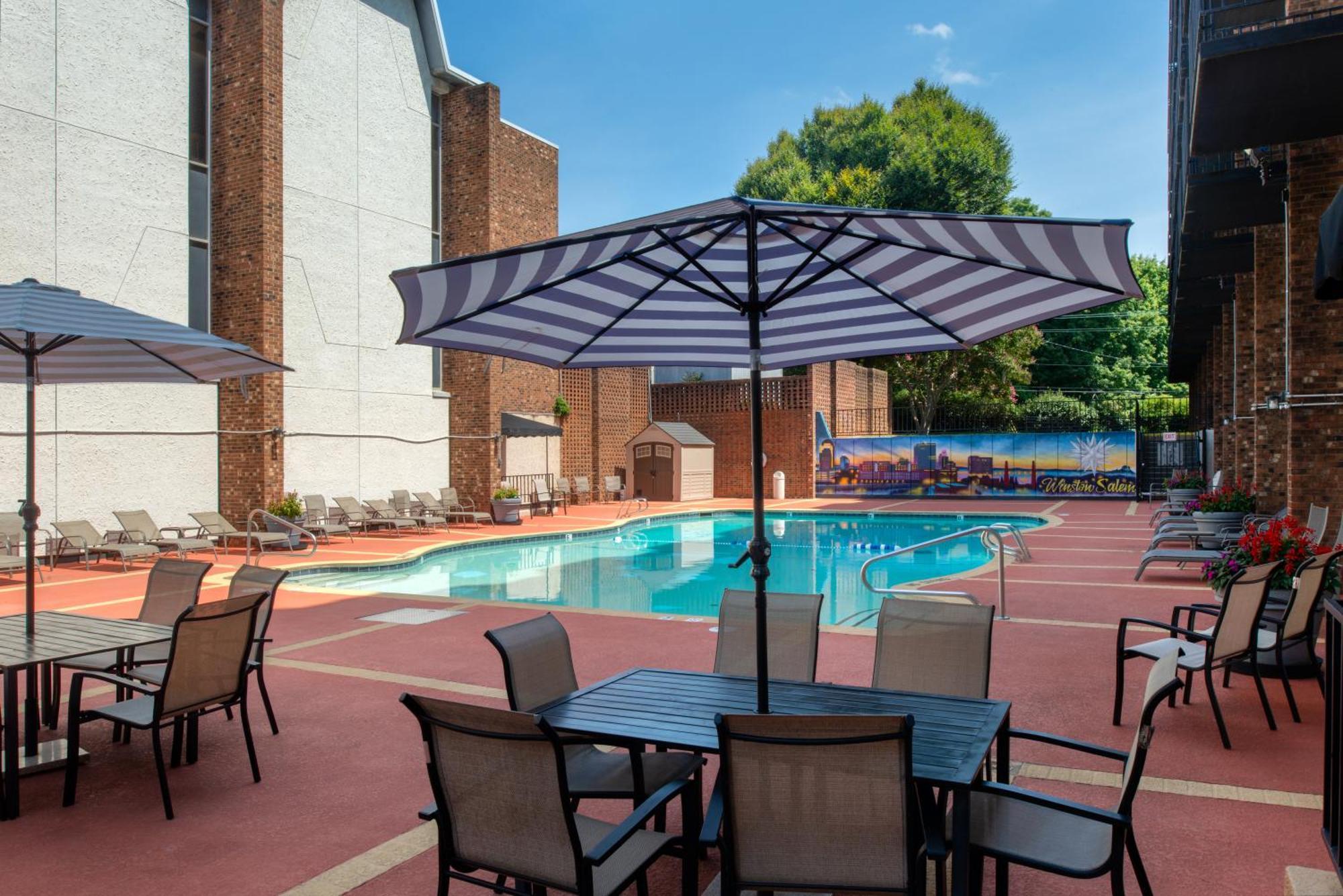 Hawthorne Inn & Conference Center Winston-Salem Exterior foto