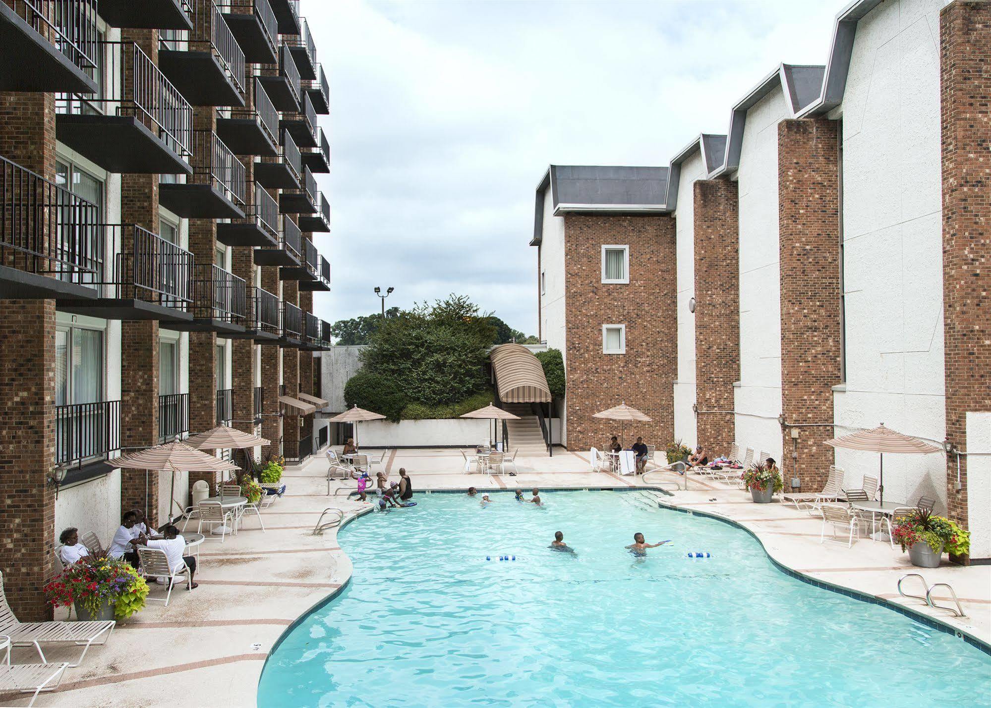 Hawthorne Inn & Conference Center Winston-Salem Exterior foto